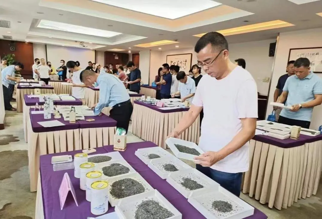 Boas notícias! Ru Lijun entrou na competição da indústria de processamento de...